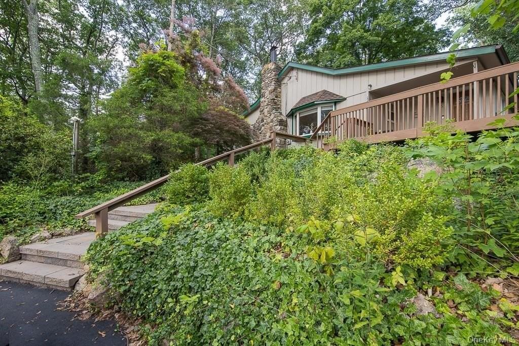 56 Bluff Ave - Photo 4 of 26