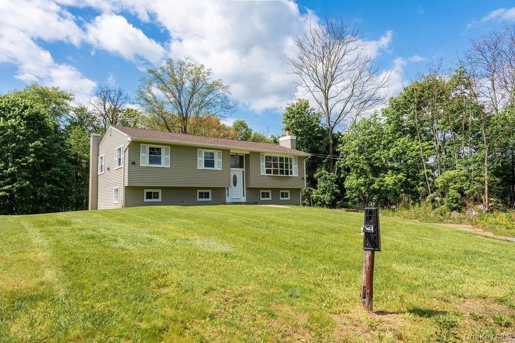 5 Idlewild Dr - Photo 3 of 37