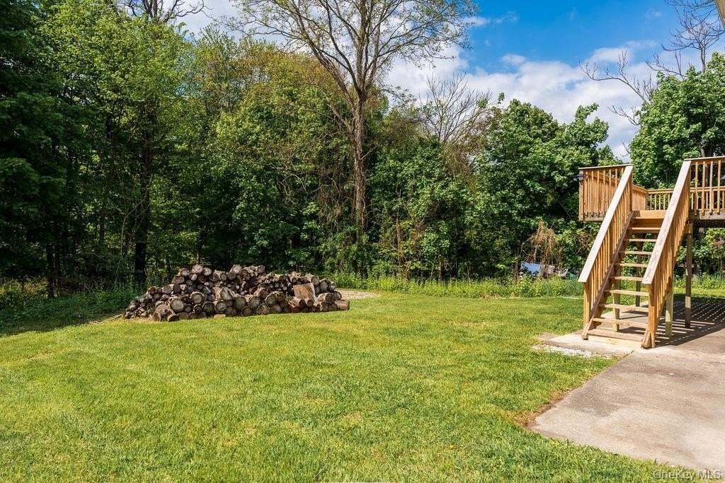 5 Idlewild Dr - Photo 4 of 37