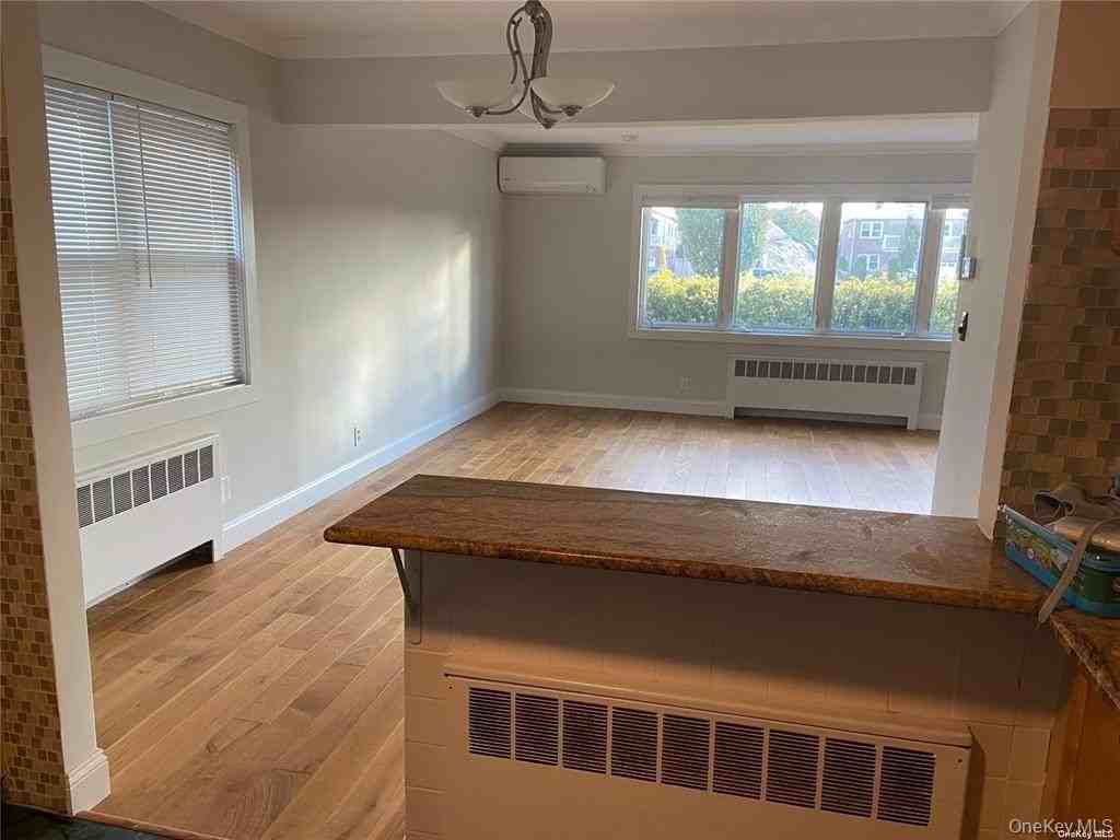 541 E Park Ave #1stFL - Photo 4 of 16