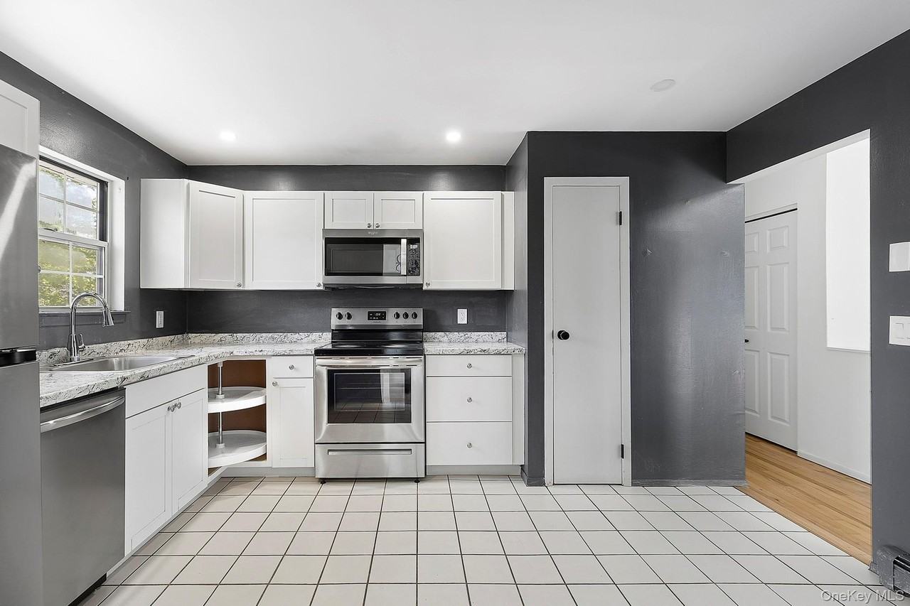 65 16th St - Photo 5 of 16