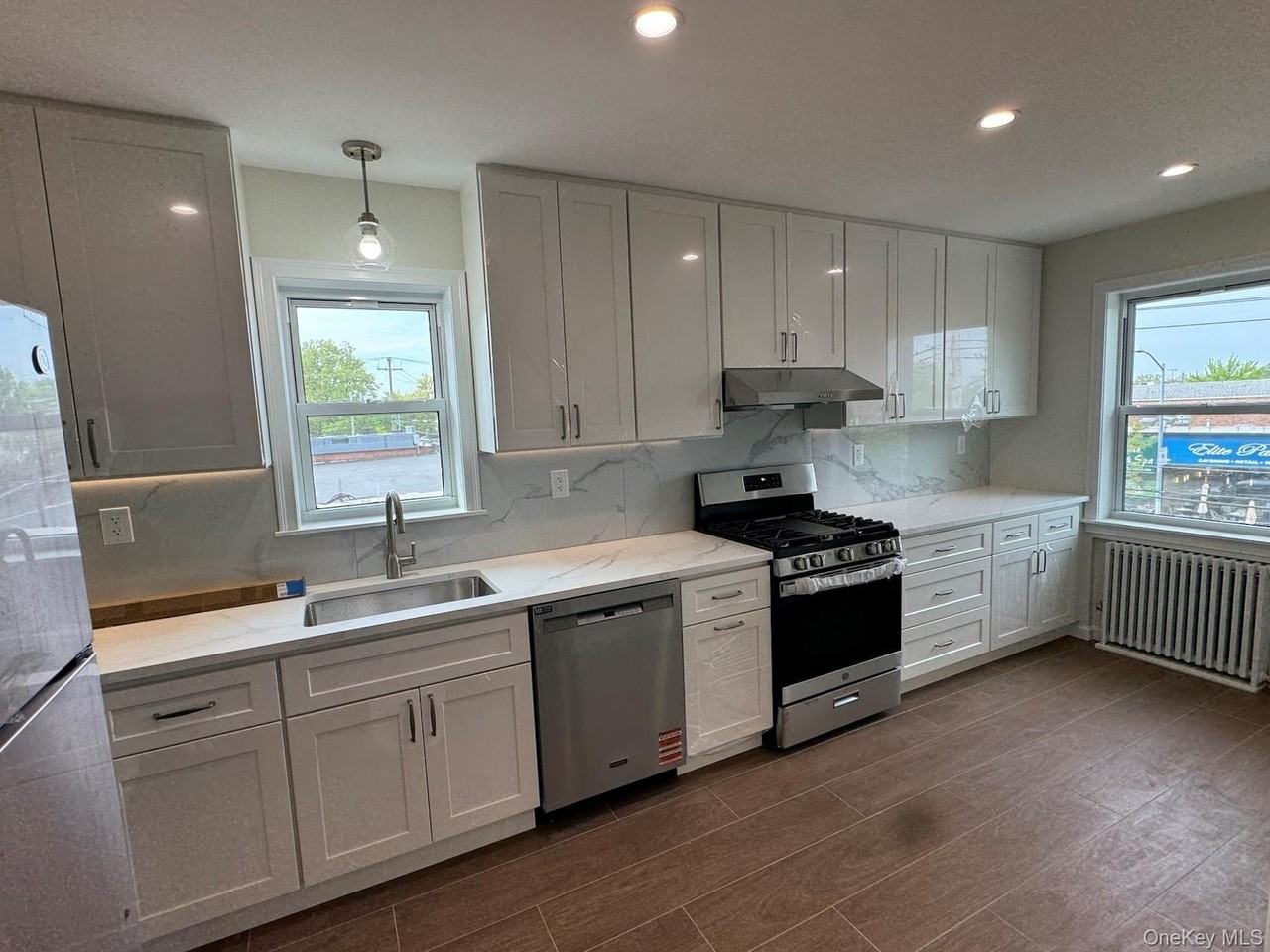 4727 Bell Blvd #3 - Photo 2 of 14