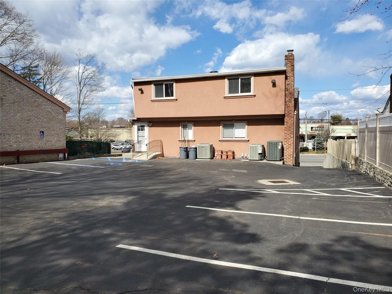 122 Forest Ave #REAR - Photo 2 of 27