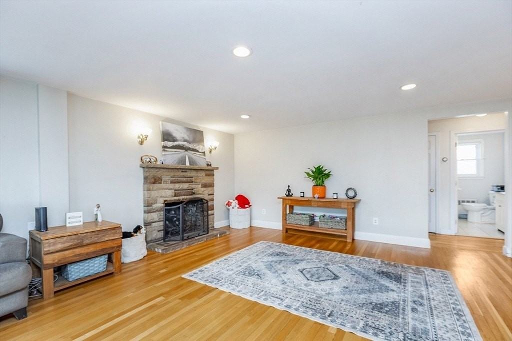 52 Albemarle Ave #52 - Photo 5 of 23