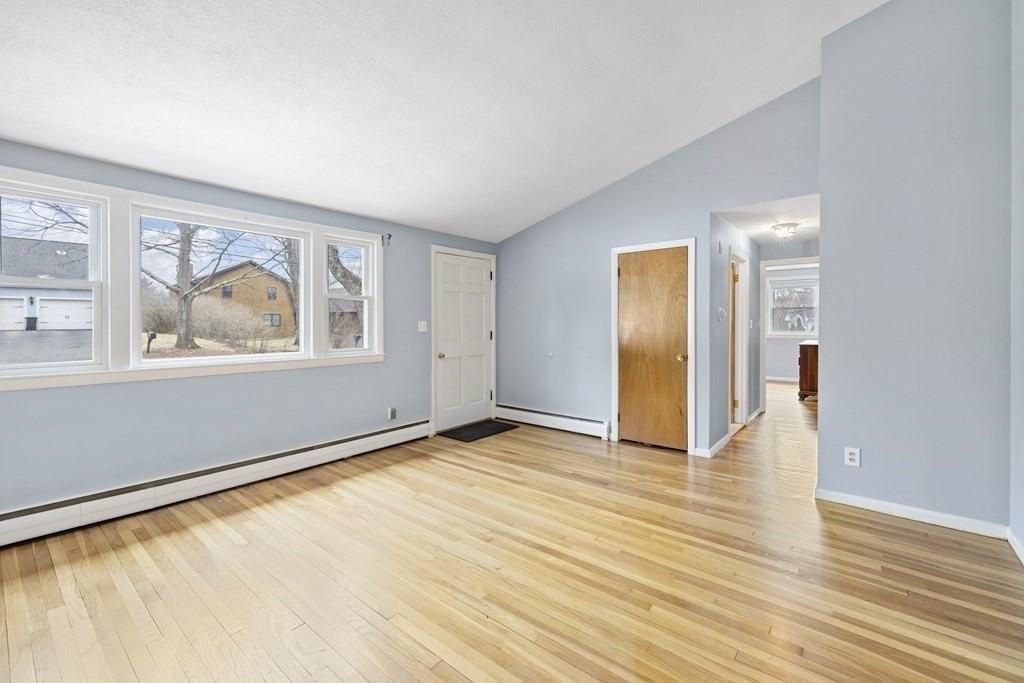 10 James St - Photo 6 of 17