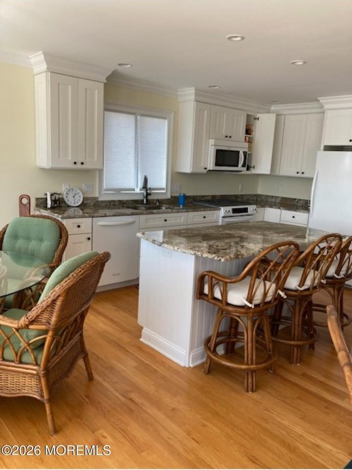 206 Washington Ave - Photo 6 of 14