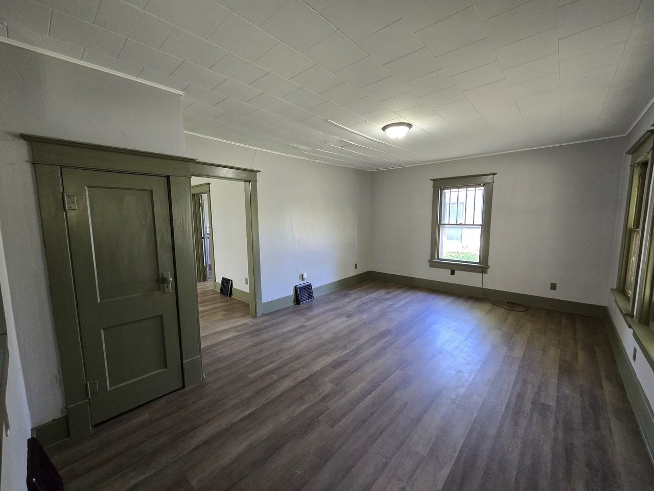 1125 Ackermant St #1 - Photo 2 of 33