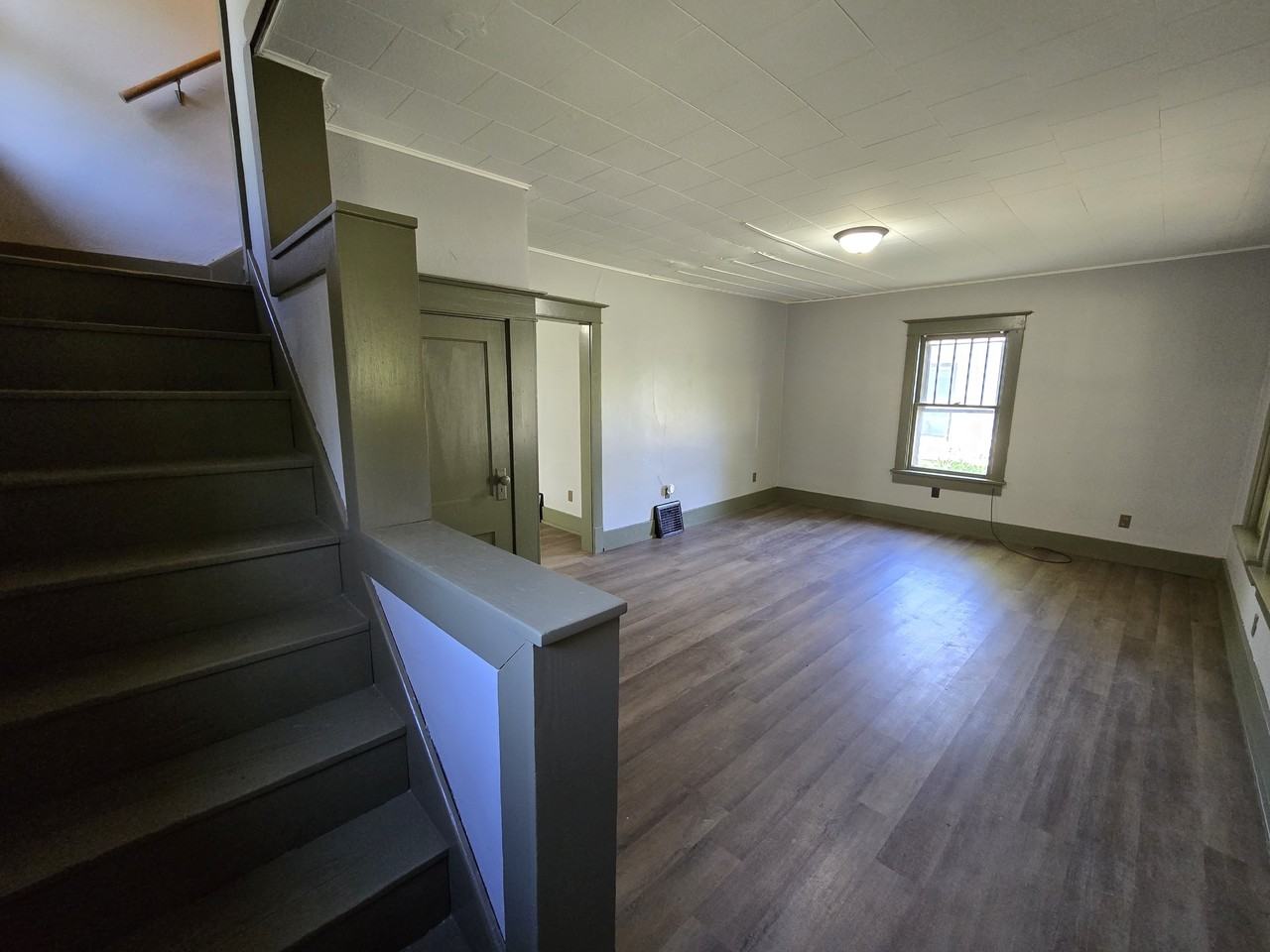 1125 Ackermant St #1 - Photo 3 of 33