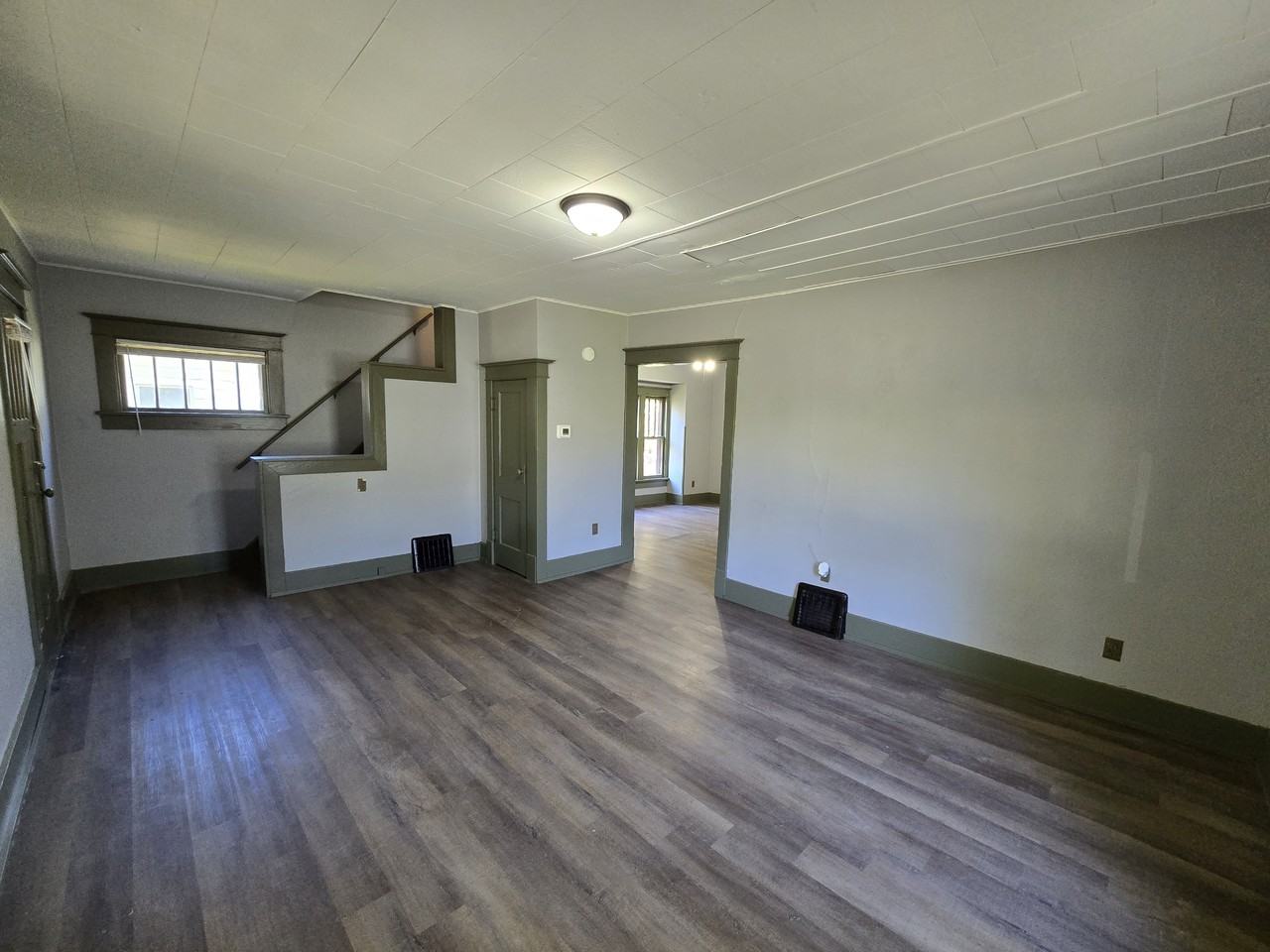 1125 Ackermant St #1 - Photo 6 of 33
