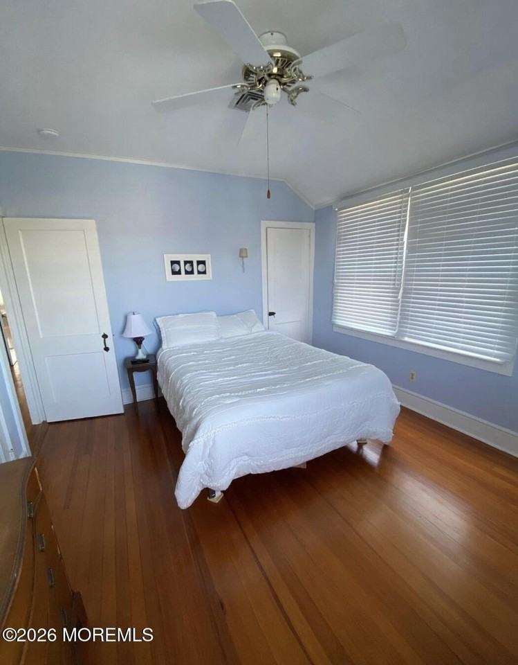 74 Goetze St - Photo 5 of 16