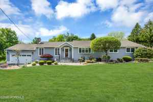 featured image of 60 Farrell Dr