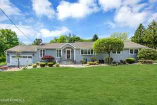 60 Farrell Dr - Photo 1 of 1