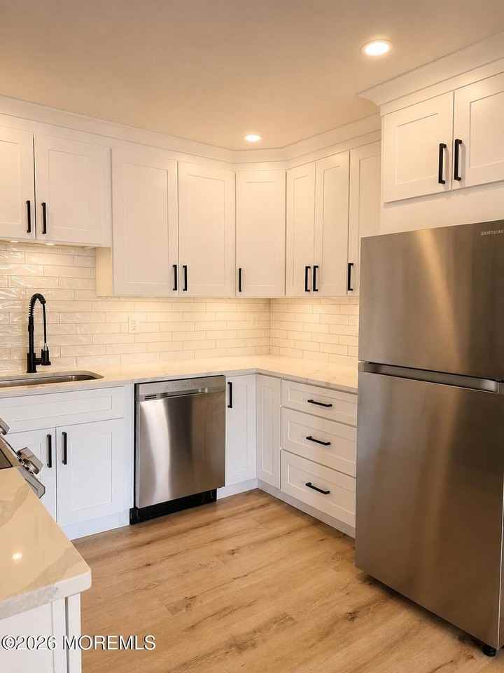 105 Amberly Dr #D - Photo 3 of 16