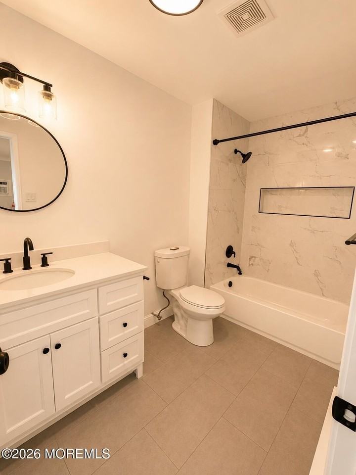 105 Amberly Dr #D - Photo 5 of 16