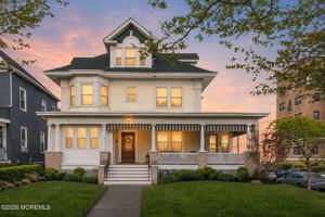 featured image of 301 8th Ave #1