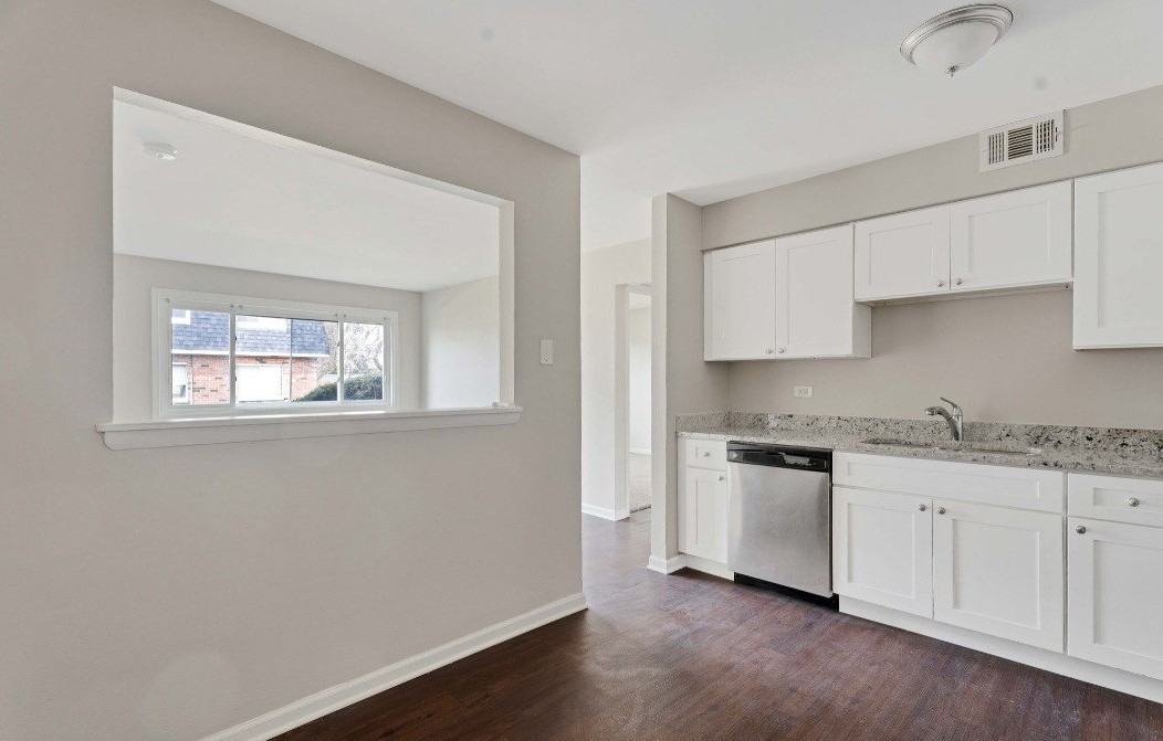 103 Harbor Dr #B - Photo 4 of 12