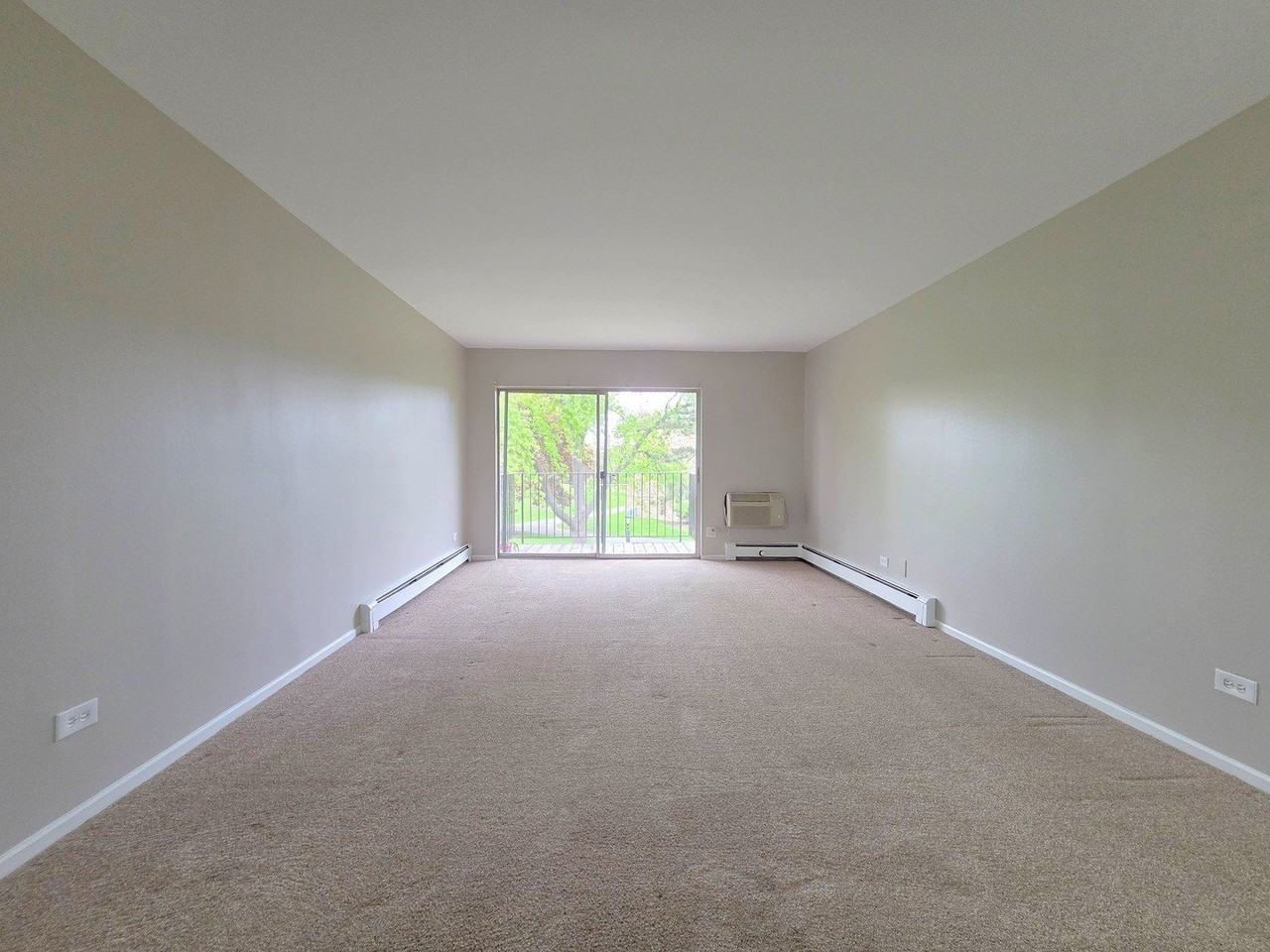 1473 N Winslowe Dr #202 - Photo 4 of 35