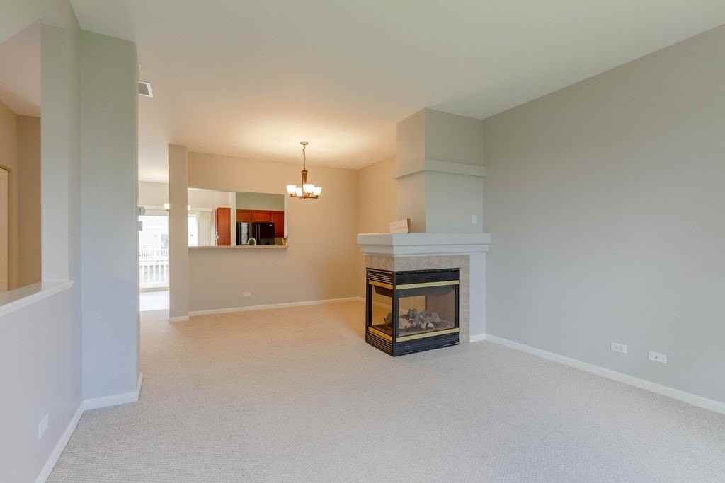 619 Cary Woods Cir - Photo 4 of 23