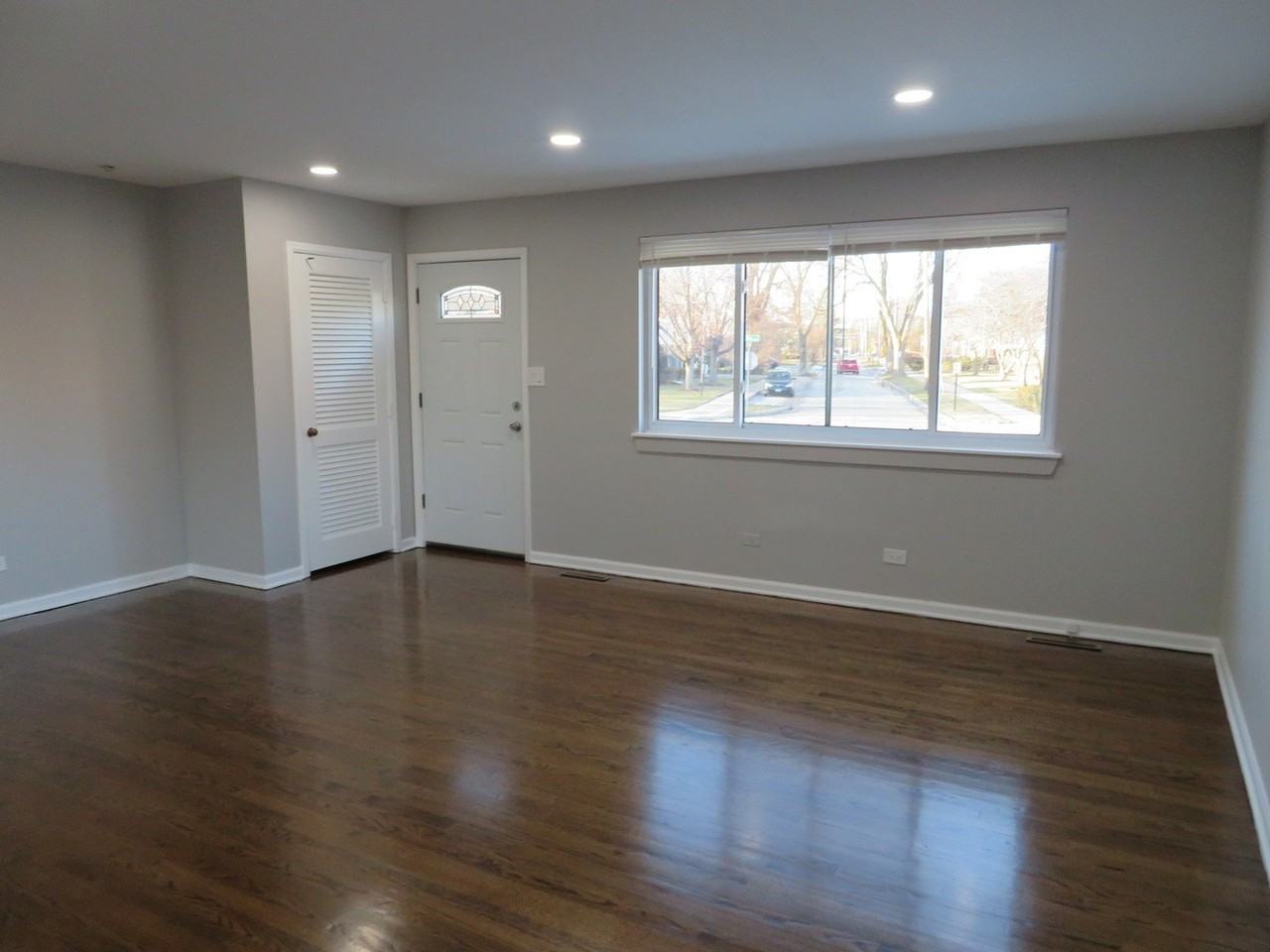 2001 Walters Ave - Photo 2 of 12