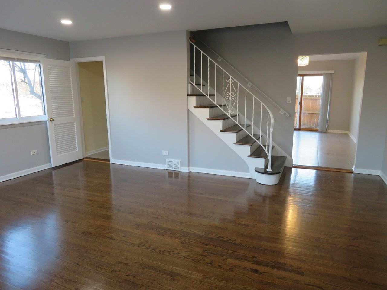 2001 Walters Ave - Photo 3 of 12