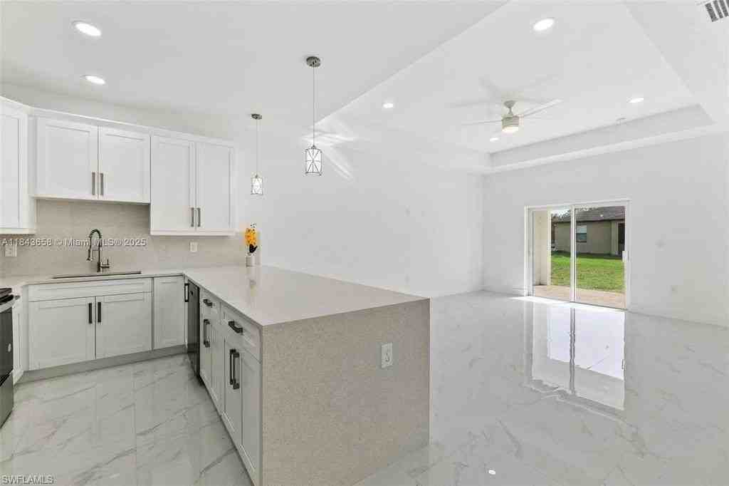 2516 Park Rd - Photo 6 of 10