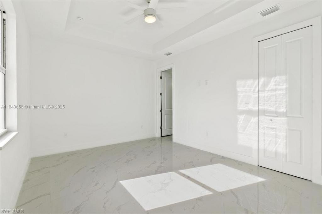 2516 Park Rd - Photo 7 of 10