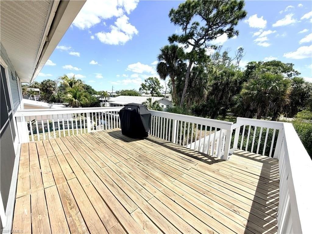 27594 Shore Dr - Photo 6 of 24