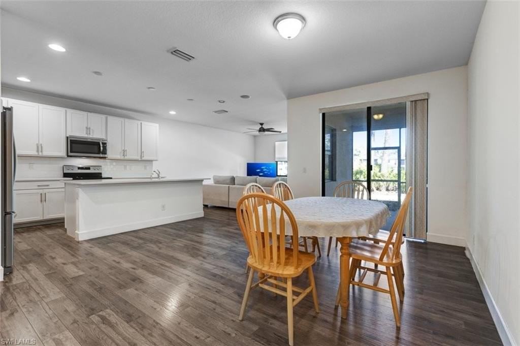 26483 Bonita Fairways Blvd - Photo 5 of 43