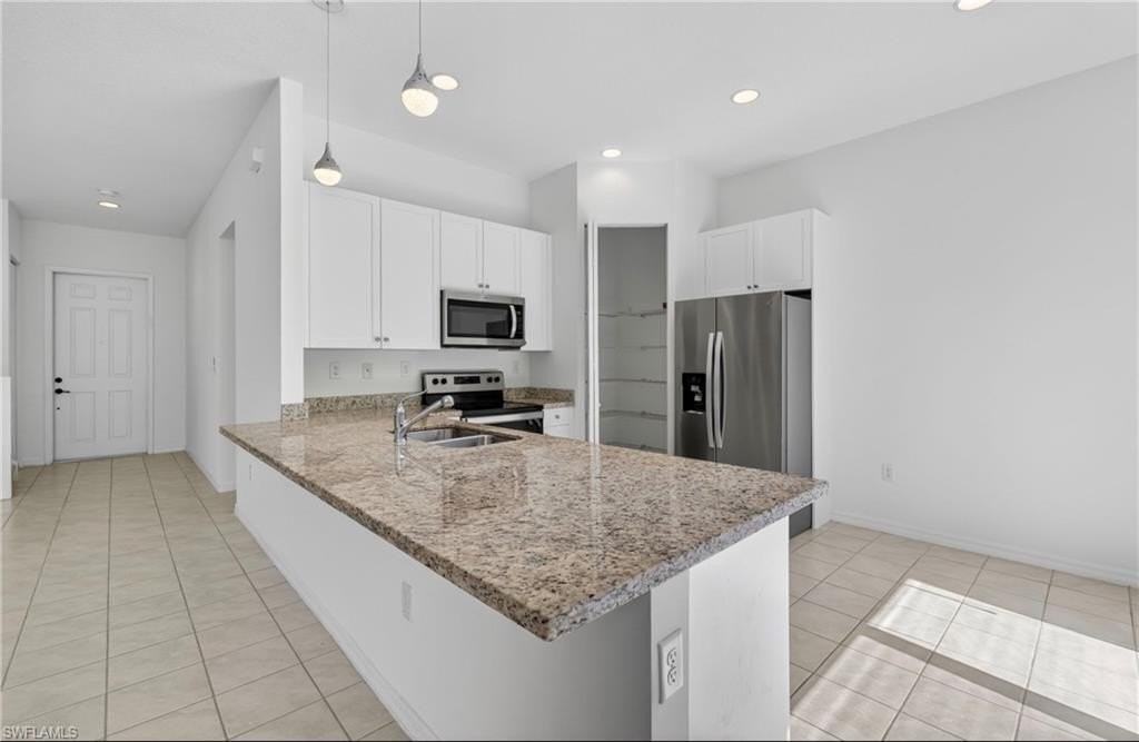 8951 Madrid Cir - Photo 6 of 39