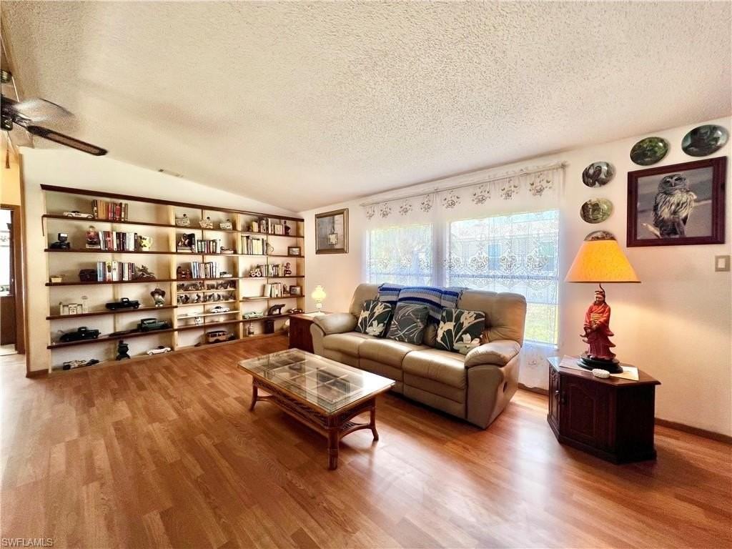 573 Cape Florida Ln - Photo 4 of 27