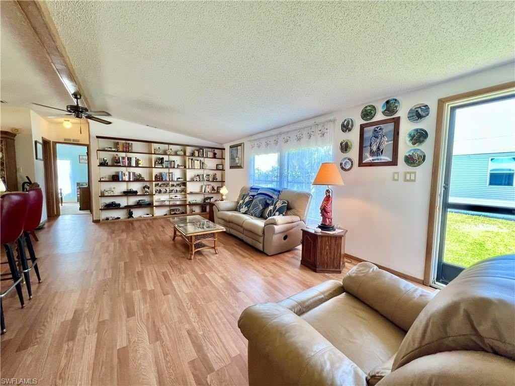 573 Cape Florida Ln - Photo 6 of 27