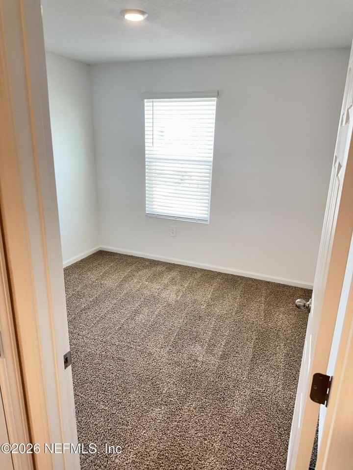 12725 Whelan Ave - Photo 6 of 9