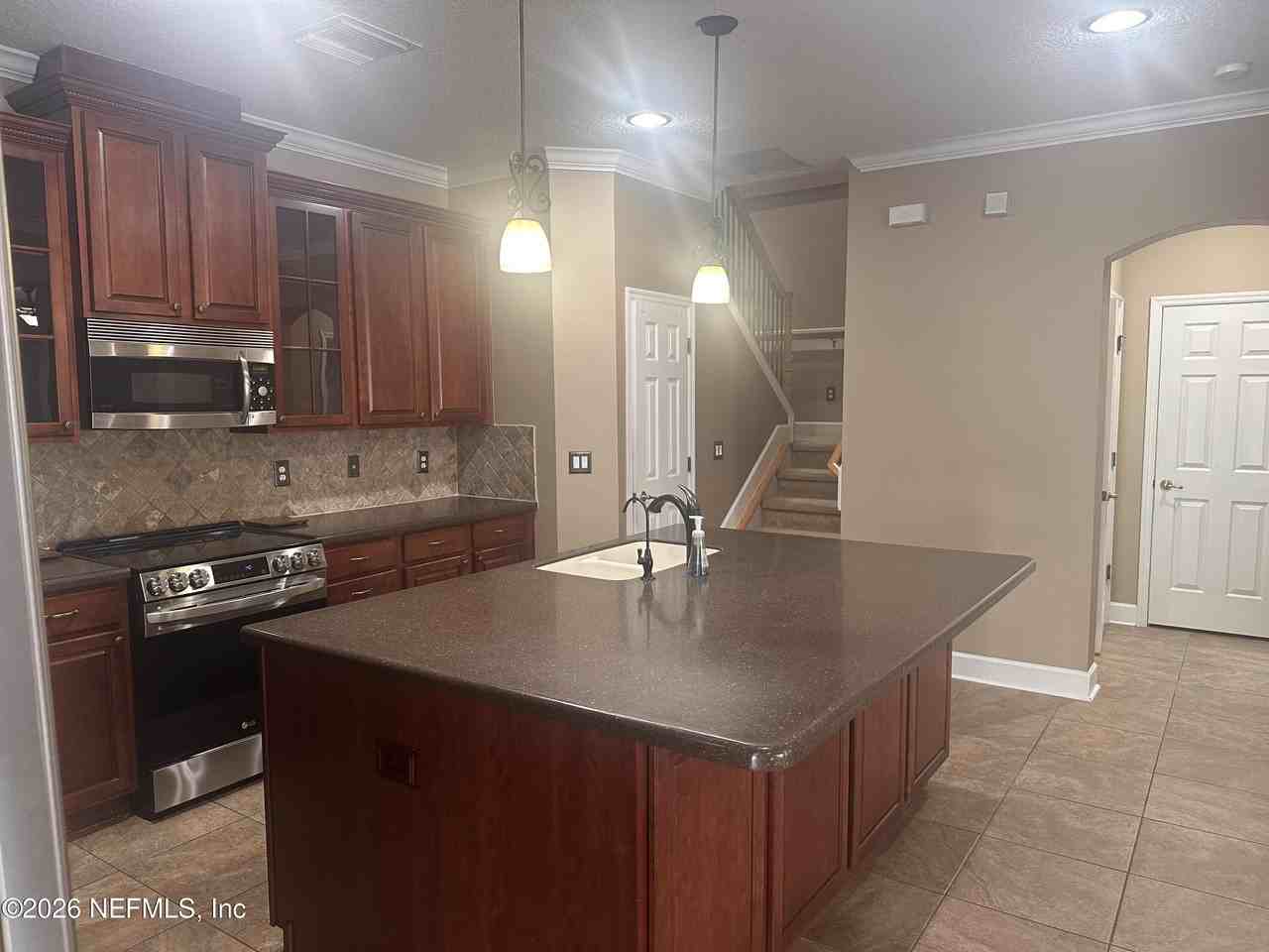 6126 Clearsky Dr - Photo 4 of 21