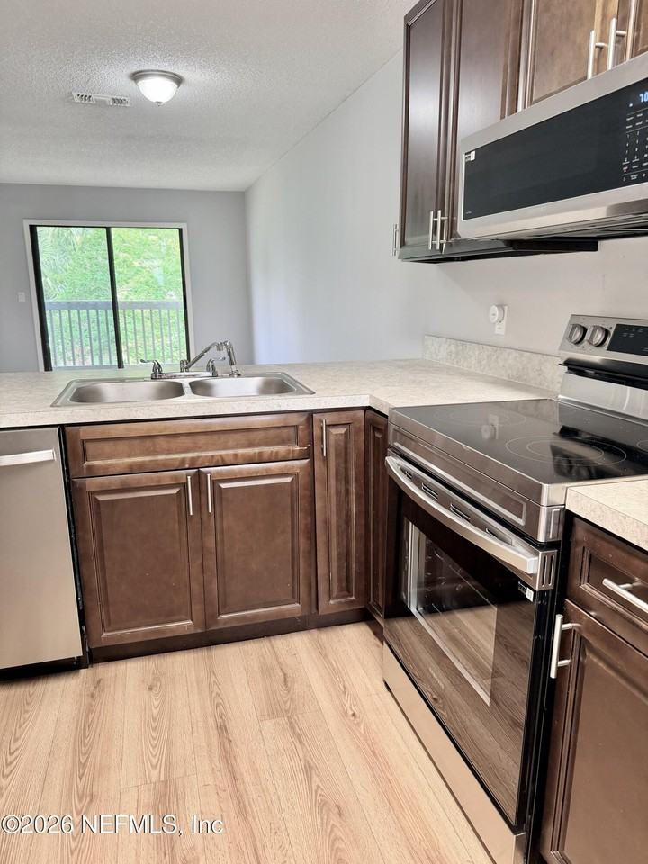 650 W Pope Rd #263 - Photo 4 of 17