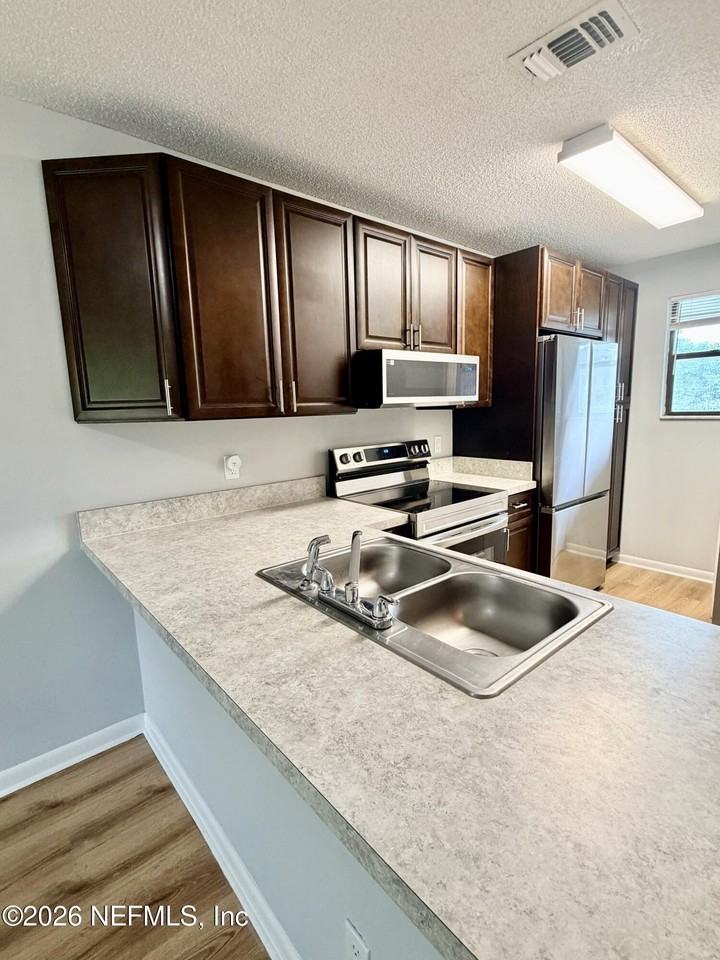 650 W Pope Rd #263 - Photo 6 of 17