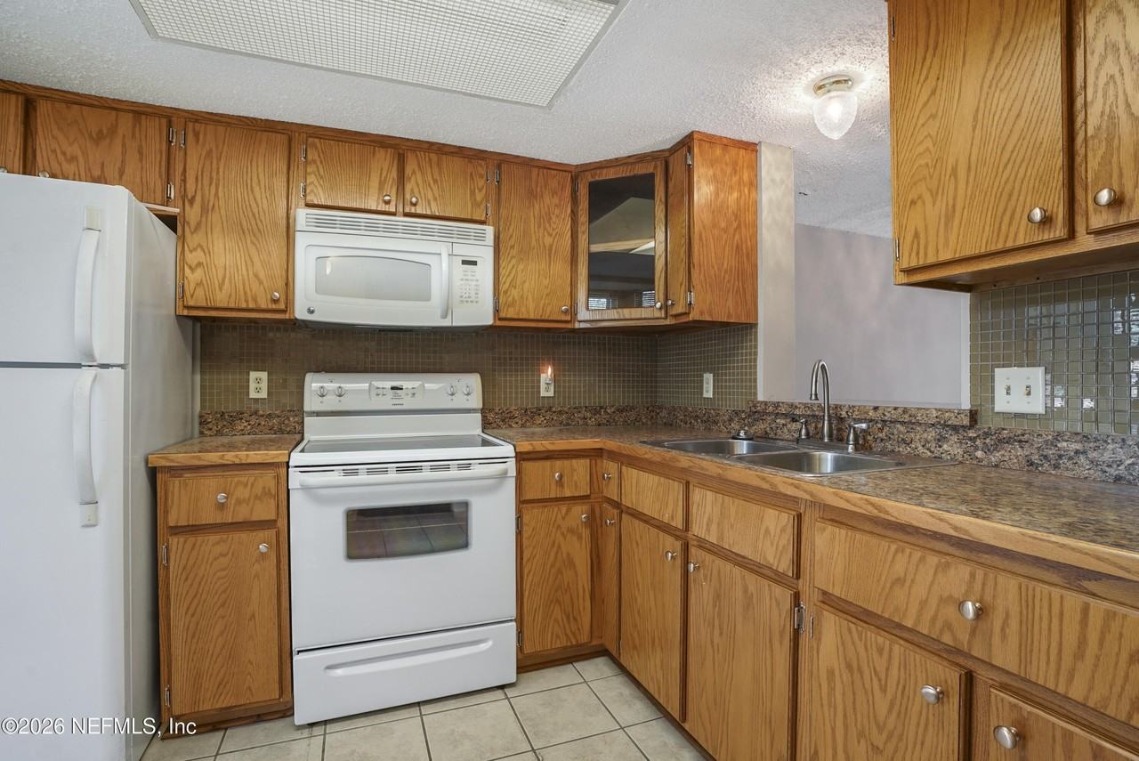3517 Peeler Rd #23 - Photo 2 of 24