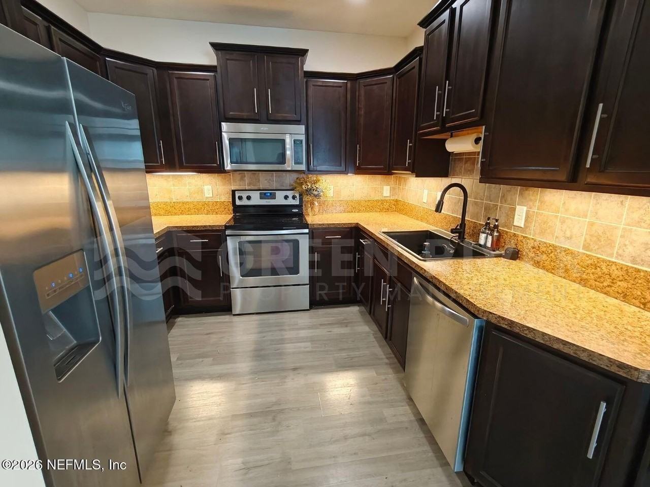 3107 Zeyno Dr - Photo 7 of 50