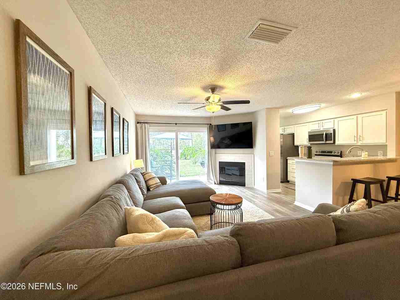 204 Windswept Cir - Photo 5 of 17