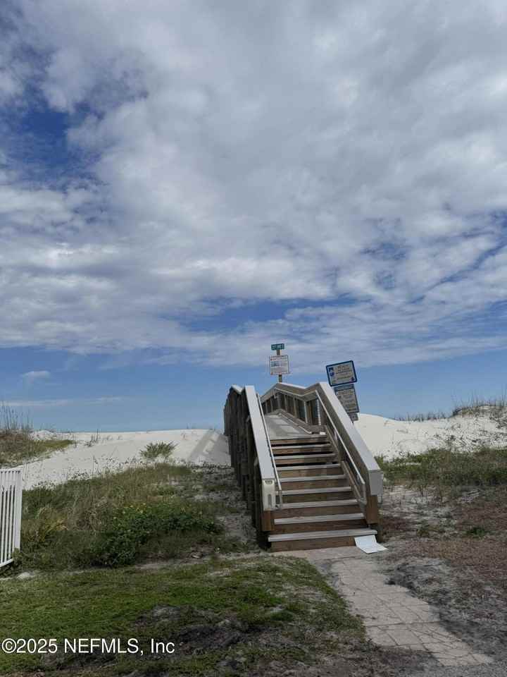 2075 Gail Ave - Photo 7 of 50