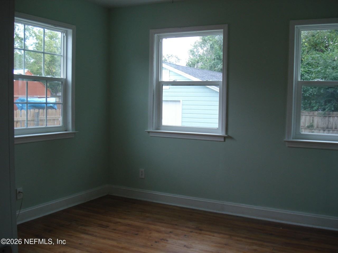 4776 Cardinal Blvd - Photo 7 of 11