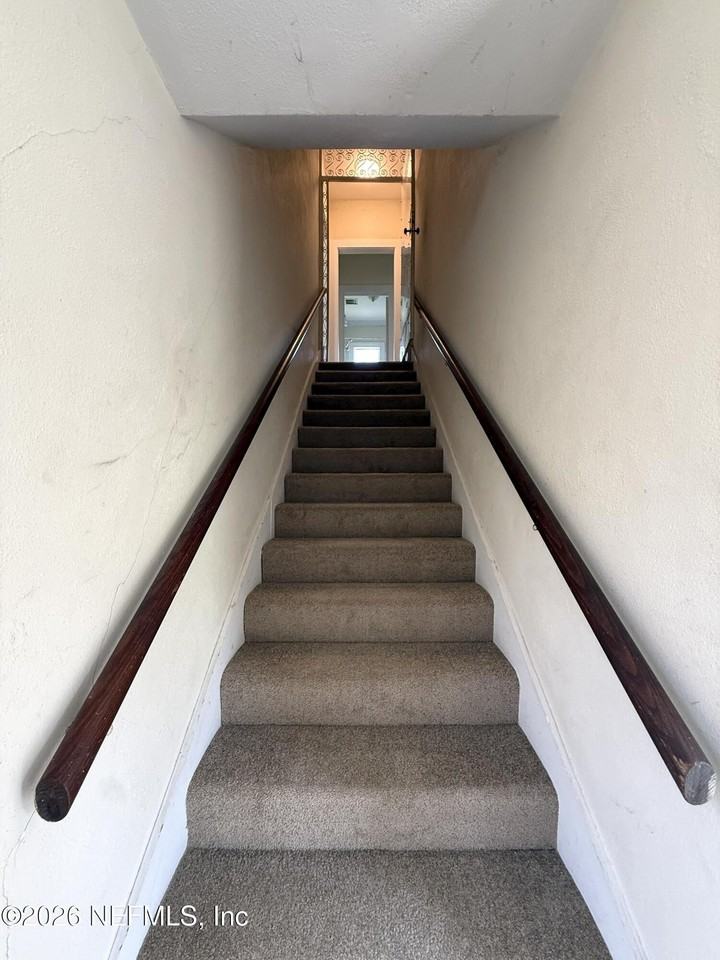 1329 Cherry St - Photo 3 of 16