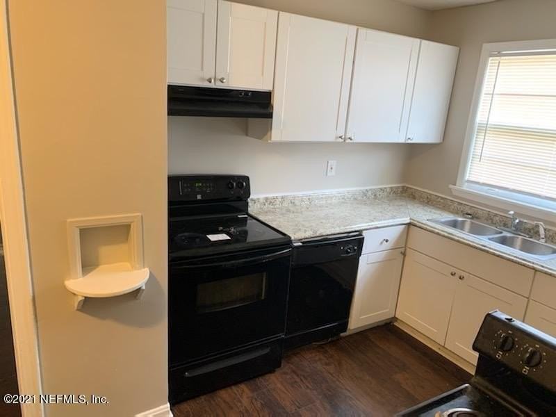 539 W 23rd St #3 - Photo 2 of 13