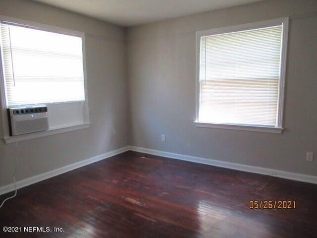 539 W 23rd St #3 - Photo 7 of 13