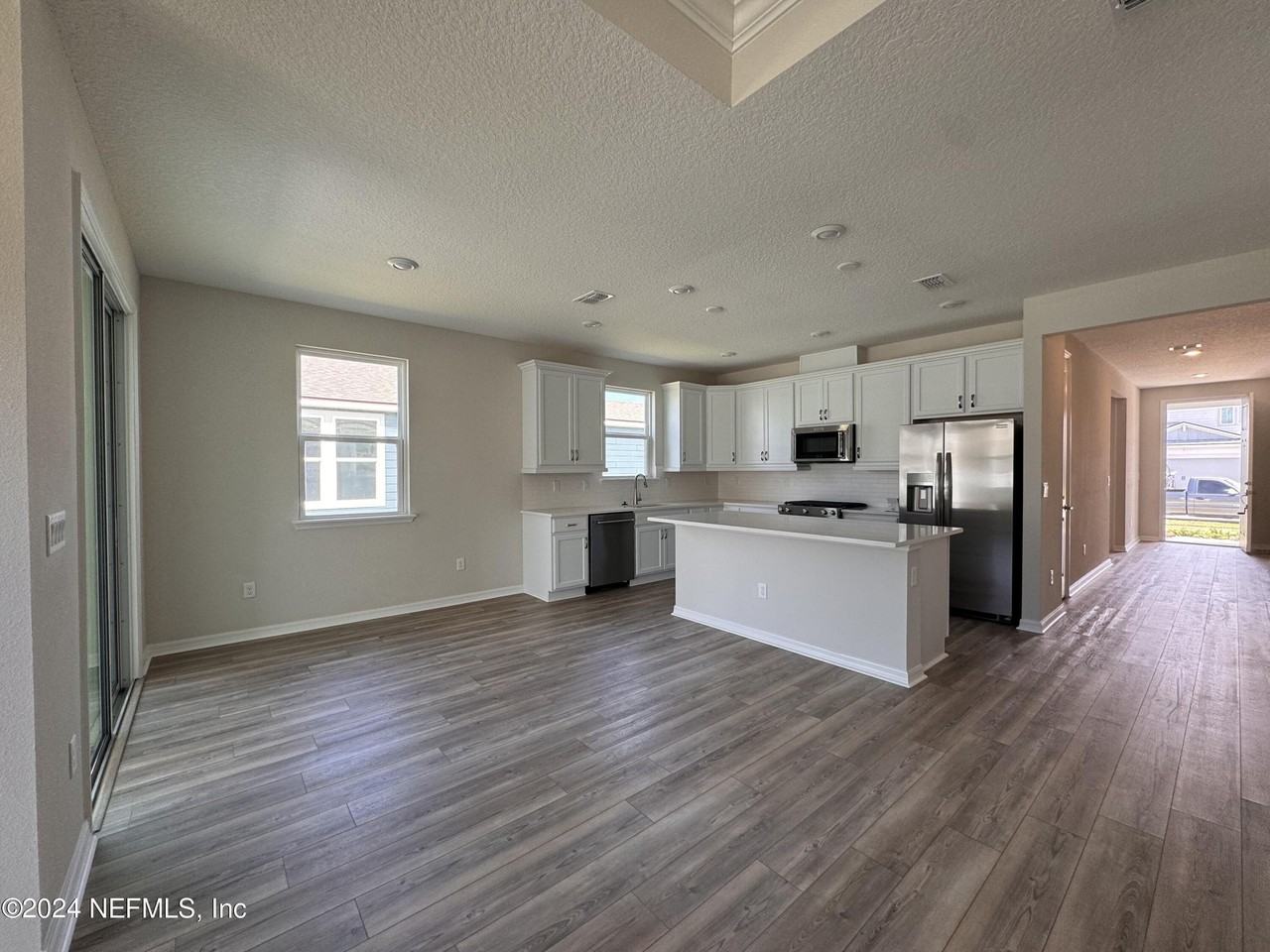 938 Rooster Hollow Way - Photo 6 of 16