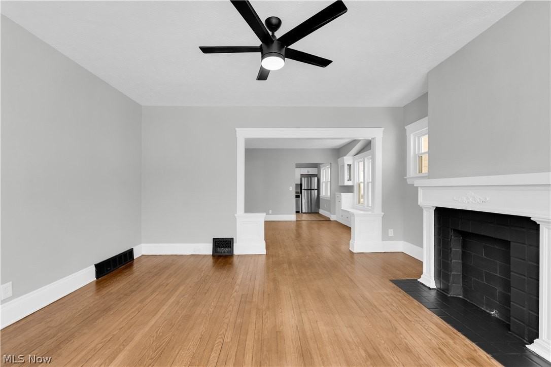 2638 E 126th St #2UP - Photo 6 of 25
