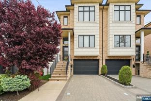 391 Lincoln Ave - Photo 1 of 1