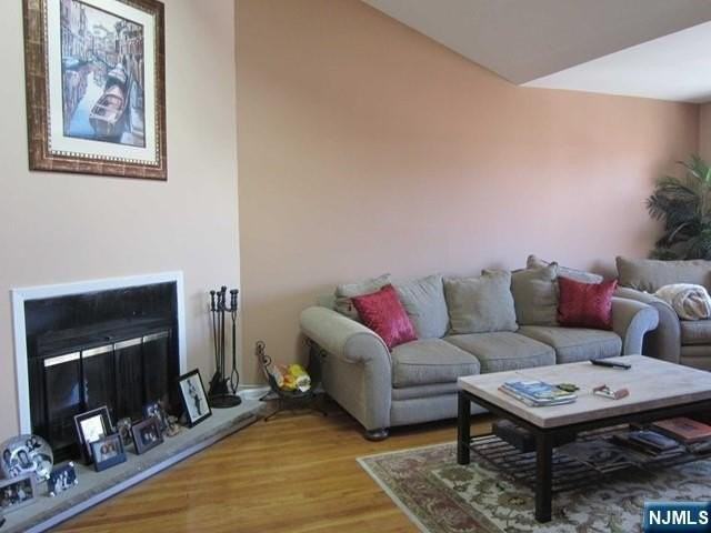 309B Grand Ave - Photo 7 of 16