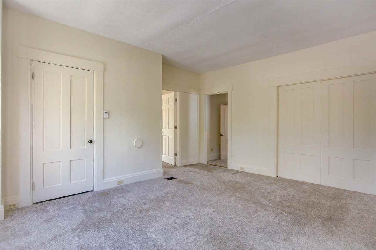 8 Chase Ave #1 - Photo 3 of 16