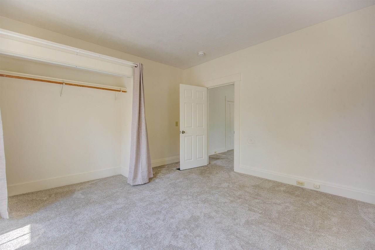 8 Chase Ave #1 - Photo 6 of 16