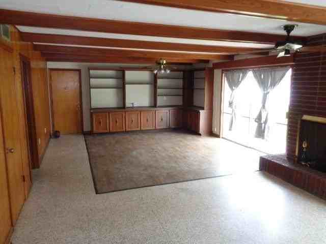 103 C St - Photo 4 of 20